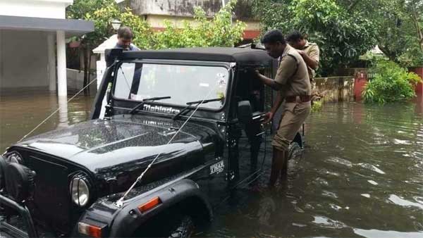 ആപത്തിൽ സഹായത്തിന് ഓടിയെത്തിയ ജീപ്പിന് പിന്നീട് ആപ്പ് വെച്ച് പൊലീസ്