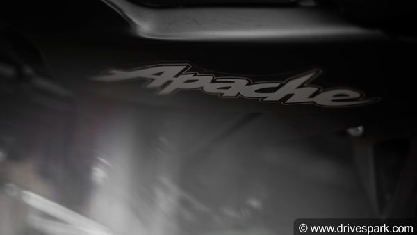 ബ്ലുടൂത്ത് സംവിധാനത്തോടെ അപാച്ചെ RTR 200 4V വിപണിയില്‍