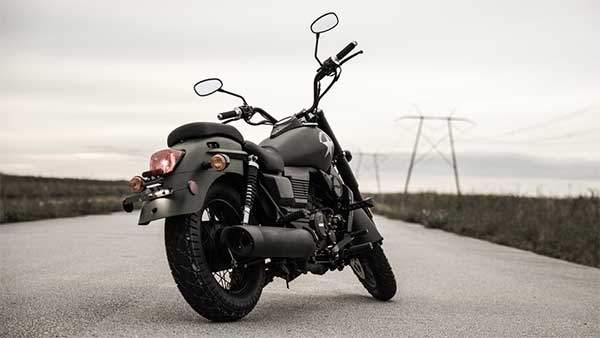 യുഎം മോട്ടോർസൈക്കിൾ ഇന്ത്യ പ്രശ്നത്തിൽ നോട്ടീസ് അയച്ച് ഡീലേഴ്സ് അസോസിയേഷൻ