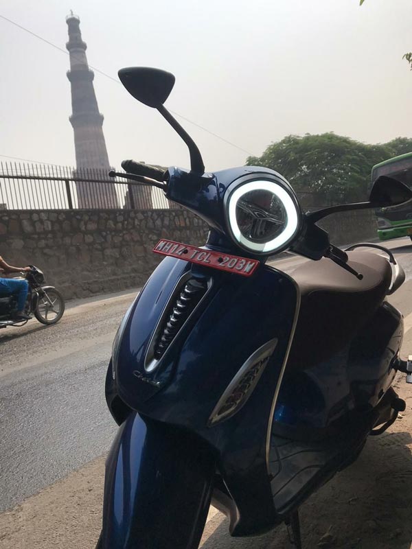 ചേതക് ഇലക്ട്രിക്കിനായുള്ള ബുക്കിങ് ഡിസംബറില്‍ ആരംഭിച്ചേക്കും