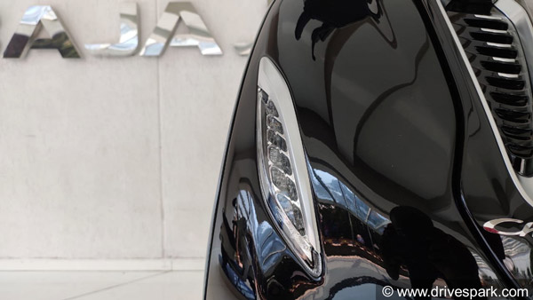 ചേതക് ഇലക്ട്രിക്കിനെ പൂനെയില്‍ അവതരിപ്പിച്ച് ബജാജ്