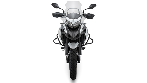 പരിഷ്ക്കരിച്ച TRK 502, TRK 502 X മോഡലുകൾ അവതരിപ്പിച്ച് ബെനലി