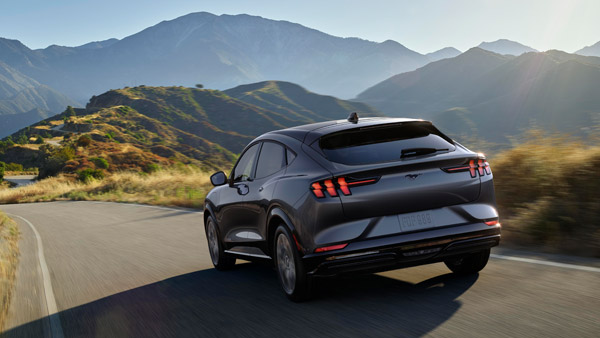 മസ്താംഗ് മാക്-ഇ എസ്‌യുവിയെ വിപണിയിലെത്തിച്ച് ഫോർഡ് 