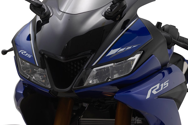 ബിഎസ്-VI YZF R15 V3.0 വിപണിയിൽ അവതരിപ്പിച്ച് യമഹ