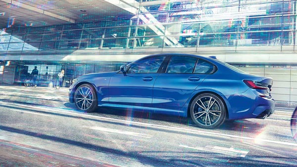 2020 ഇന്ത്യൻ പ്രീമിയം കാർ ഓഫ് ദി ഇയർ അവാർഡ് കരസ്ഥമാക്കി ബിഎംഡബ്ല്യു 3 സീരീസ്