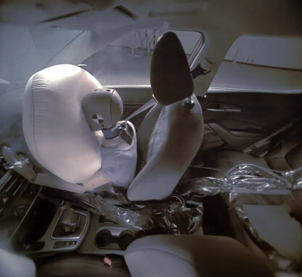 വില്‍പ്പനയ്‌ക്കൊപ്പം സുരക്ഷയിലും കരുത്ത് തെളിയിച്ച് കിയ സെല്‍റ്റോസ്