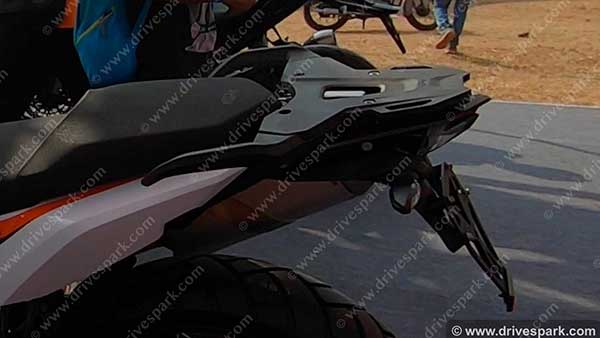 790 അഡ്വഞ്ചറിനെ ഇന്ത്യയിൽ അവതരിപ്പിച്ച് കെടിഎം 790 അഡ്വഞ്ചറിനെ ഇന്ത്യയിൽ അവതരിപ്പിച്ച് കെടിഎം