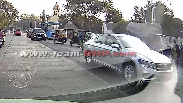 2020 ഫോക്‌സ്‌വാഗണ്‍ പസാറ്റിന്റെ പരീക്ഷണ ചിത്രങ്ങൾ പുറത്ത്