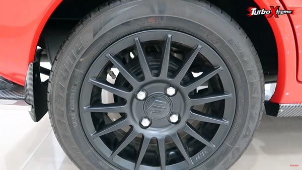 റെട്രോ സ്റ്റൈലിൽ അണിഞ്ഞൊരുങ്ങി ഒന്നാം തലമുറ മാരുതി 800