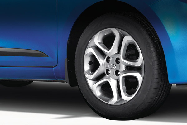 മത്സരം കടുപ്പിച്ച് ഹ്യുണ്ടായി; പുതുതലമുറ i20 ജൂണില്‍ അവതപ്പിക്കും