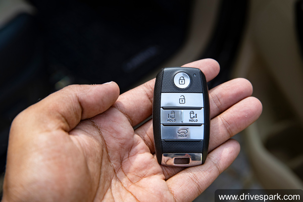 കിയയുടെ രണ്ടാമന്‍ കാര്‍ണിവല്‍; ആദ്യ ഡ്രൈവ് റിവ്യു