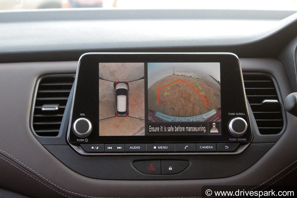 കോമ്പാക്ട് എസ്‌യുവിയുടെ ടീസര്‍ ചിത്രങ്ങള്‍ വെളിപ്പെടുത്തി നിസ്സാന്‍