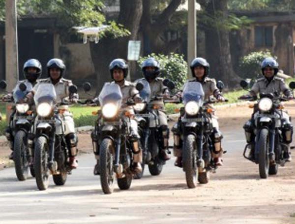 നഗരത്തിലെ സ്ത്രീ സുരക്ഷ ഇനിമുതൽ ഹിമാലയൻ കരുത്തിൽ നഗരത്തിലെ സ്ത്രീ സുരക്ഷ ഇനിമുതൽ ഹിമാലയൻ കരുത്തിൽ