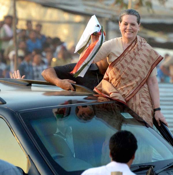 ദേശീയ നേതാക്കന്മാരുടെ ആഢംബര എസ്‌യുവികൾ