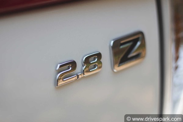 ടൊയോട്ട ഇന്നോവ ക്രിസ്റ്റ CNG പതിപ്പിന്റെ പരീക്ഷണ ചിത്രങ്ങൾ പുറത്ത്