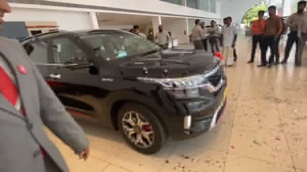 പെപ്പേയുടെ യാത്രകൾ ഇനിമുതൽ പുതിയ കിയ സെൽറ്റോസിൽ