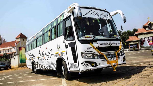 കൊമ്പന്മാർക്കും വമ്പന്മാർക്കും കൂച്ചുവിലങ്ങ്; ടൂറിസ്റ്റ് ബസുകൾക്ക് ഇനി ഏകീകൃത കളർകോഡ്