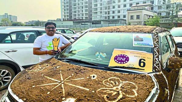 ചാണകം അലങ്കാരം; കാര്‍ റാലിയില്‍ ഒന്നാം സമ്മാനം സ്വന്തമാക്കി ഉടമ