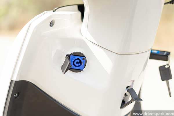 ടിവിഎസ് ഐക്യൂബ് ഇലക്‌ട്രിക്കിന്റെ ആദ്യ ഡ്രൈവ് റിവ്യൂ