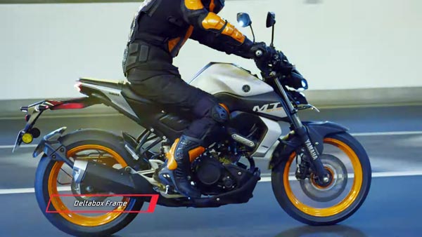 പുതിയ നിറത്തിൽ MT15 ബി‌എസ്‌ VI അണിയിച്ചൊരുക്കി യമഹ; വീഡിയോ