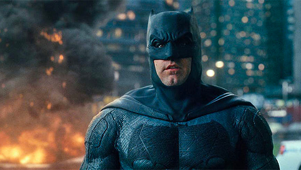 ബാറ്റ്മാൻ സീരീസിലെ പുതിയ ബാറ്റ്മൊബൈലിന്റെ ചിത്രങ്ങൾ പുറത്ത്