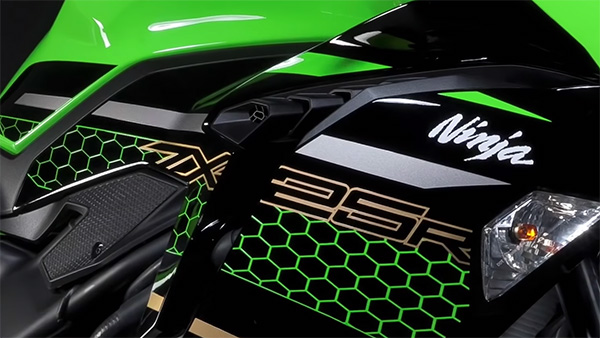 കവസാക്കി നിഞ്ച ZX-25R-ന്റെ അരങ്ങേറ്റവും വൈകും