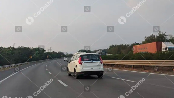 മറാസോയുടെ പെട്രോള്‍ പതിപ്പുമായി മഹീന്ദ്ര; സ്‌പൈ ചിത്രങ്ങള്‍ പുറത്ത്