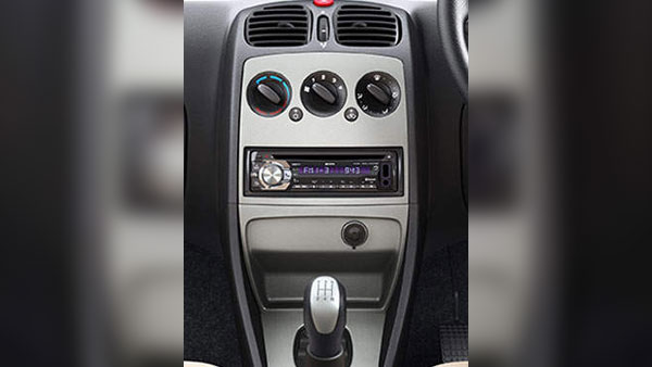 ടാറ്റയ്ക്ക് പണികൊടുത്ത് ഇൻഡിഗോ, ഉപഭോക്താവിന് 3.5 ലക്ഷം നഷ്‌ടപരിഹാരം