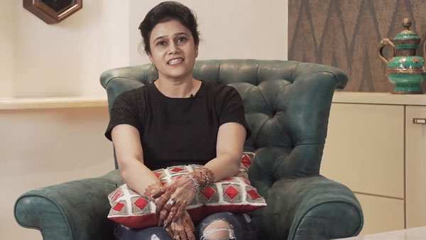 ഭാര്യയ്ക്ക് മോഡിഫൈഡ് TUV300 സ്റ്റിംഗർ സമ്മാനിച്ച് ഭർത്താവ്