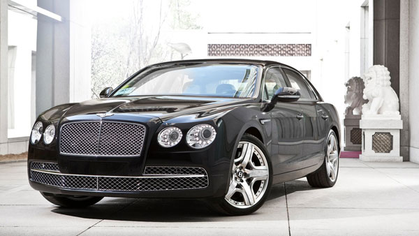 തൊണ്ണൂറുകളിലെ ബോളിവുഡ് താരറാണികളുടെ ആഢംബര വാഹനങ്ങൾ