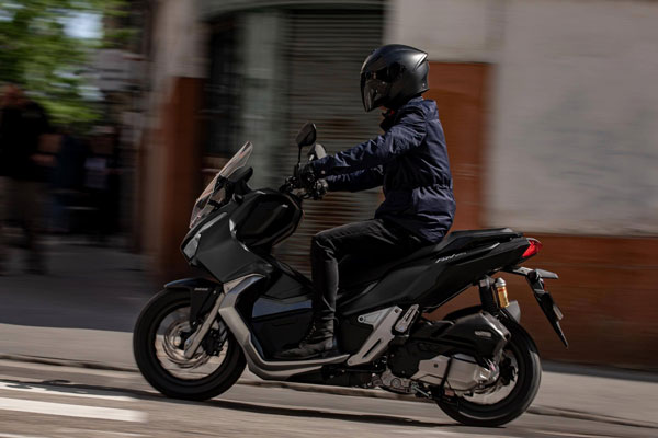 അഡ്വഞ്ചർ സ്‌കൂട്ടർ വിശേഷണവുമായി അരങ്ങേറ്റം കുറിച്ച് ഹോണ്ട ADV150 