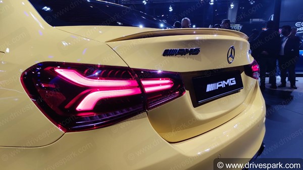 മെർസിഡീസ് ബെൻസ് A-ക്ലാസ് ലിമോസിൻ കൂടുതൽ വിവരങ്ങൾ പുറത്ത്