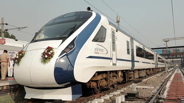 മെയ് 3 വരെ രാജ്യത്ത് ട്രെയിനുകള്‍ സര്‍വീസ് നടത്തില്ലെന്ന് ഇന്ത്യന്‍ റെയില്‍വേ