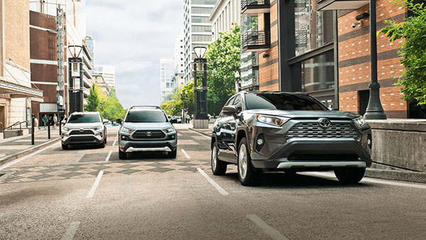 ഇനി സുസുക്കിയുടെ ഊഴം! ടൊയോട്ട RAV4 അടിസ്ഥാനമാക്കിയുള്ള സുസുക്കി എസ്‌യുവി ഉടൻ വിപണിയിലേക്ക്