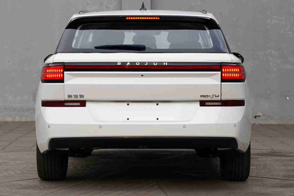 എസ്‌യുവി ലുക്കുമായി ഒരു സ്റ്റേഷൻ വാഗൺ; RC-5W പരിചയപ്പെടുത്തി ബവോജുന്‍ 