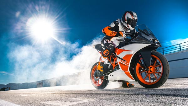 കെടിഎം, ഹസ്ഖ്‌വര്‍ണ മോട്ടോർസൈക്കിളുകൾക്ക് മൂന്ന് മാസം വരെ കാത്തിരിപ്പ്