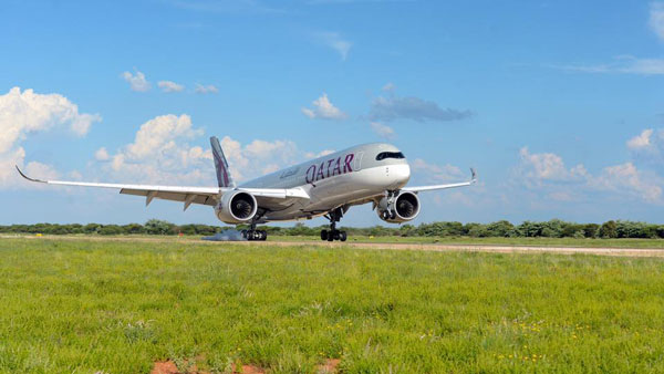 നാട്ടിലേക്ക് പറക്കാം സൗജന്യമായി; സ്‌നേഹസമ്മാനവുമായി ഖത്തര്‍ എയര്‍വേയ്സ്