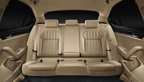 2020 സ്‌കോഡ സൂപ്പർബ് ഫെയ്‌സ്‌ലിഫ്റ്റിൽ എന്തെല്ലാം പ്രതീക്ഷിക്കാം?