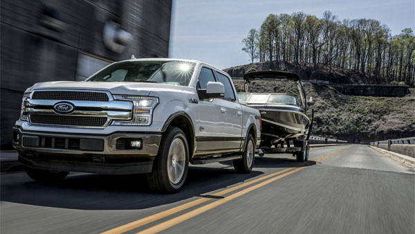 പുതുക്കിയ F-150 പിക്കപ്പ് ട്രക്ക് വിപണിയിൽ എത്തിക്കാനൊരുങ്ങി ഫോർഡ്