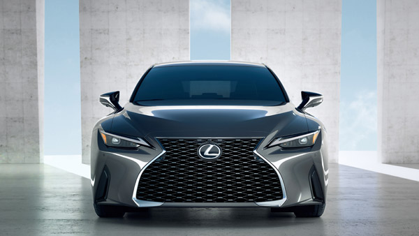 നാലാം തലമുറ IS സെഡാൻ വിപണിയിൽ എത്തിച്ച് ലെക്സസ്