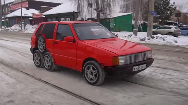 എട്ട് വീലുകളിൽ ഭ്രാന്തൻ രൂപകൽപ്പനയിലൊരുങ്ങി ഫിയറ്റ് യുനോ