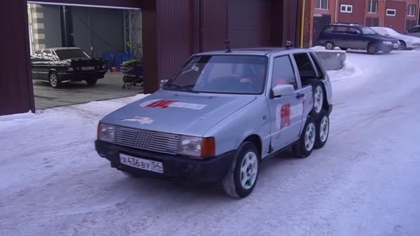 എട്ട് വീലുകളിൽ ഭ്രാന്തൻ രൂപകൽപ്പനയിലൊരുങ്ങി ഫിയറ്റ് യുനോ