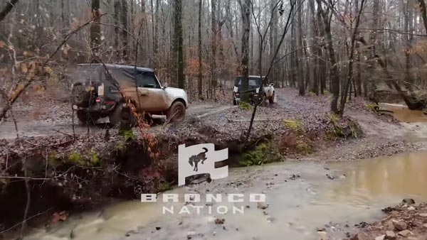 ജീപ്പ് റാങ്ലറിന് വെല്ലുവിളി, ഫോർഡ് ബ്രോങ്കോ വിപണിയിലേക്ക് 