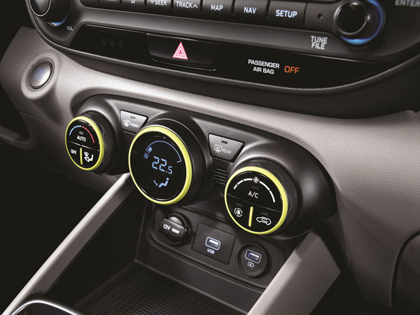 ജന്മനാട്ടിൽ വെന്യുവിന് ഒരു സ്പെഷ്യൽ എഡിഷൻ മോഡൽ സമ്മാനിച്ച് ഹ്യുണ്ടായി