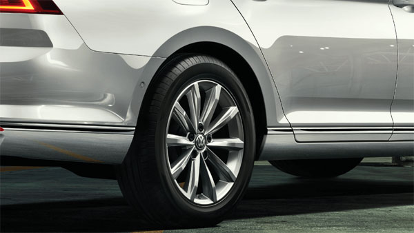 രണ്ടാം വരവിനൊരുങ്ങി ഫോക്‌സ്‌വാഗണ്‍ പസാറ്റ്; സ്‌പൈ ചിത്രങ്ങള്‍ പുറത്ത്