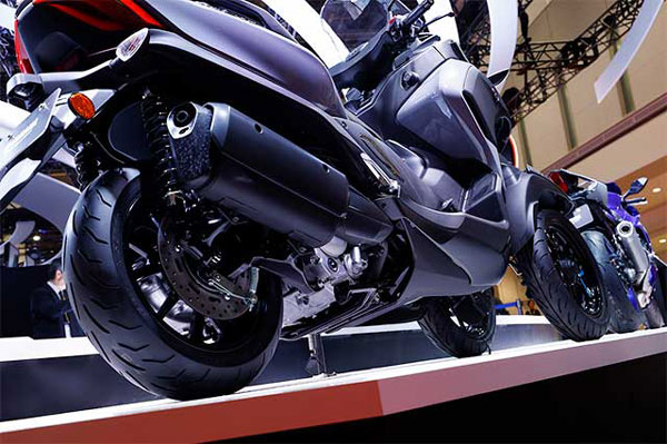 മൂന്ന് വീലുകളുള്ള ട്രൈസിറ്റി 300 അവതരിപ്പിച്ച് യമഹ