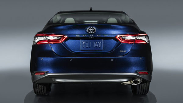 യുഎസ് വിപണിയിൽ പരിഷ്കരിച്ച കാമ്രി സെഡാൻ അവതരിപ്പിച്ച് ടൊയോട്ട