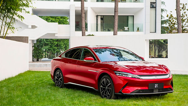 ചൈനയിൽ ഹാൻ ഇവി പുറത്തിറക്കി BYD