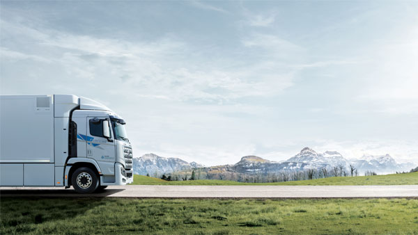 ലോകത്തെ ആദ്യ ഫ്യുവൽ സെൽ ഹെവി ട്രക്ക്; സിയന്റിന്റെ ആദ്യ യൂണിറ്റുകൾ കൈമാറി ഹ്യുണ്ടായി 