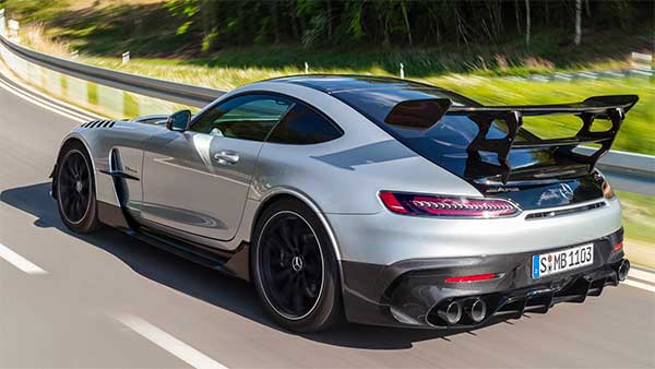 730 bhp കരുത്തുമായി AMG GT ബ്ലാക്ക് സീരീസ് അവതരിപ്പിച്ച് മെർസിഡീസ്